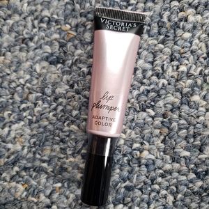 Victoria's Secret lip plumper adaptive lip color
